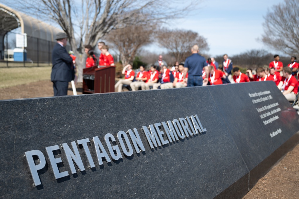 Gary Sinise Foundation Wreath Laying