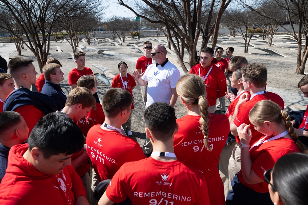 Gary Sinise Foundation Wreath Laying