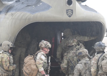 Oregon Army National Guard Provides Some Lift for Army Futures Command