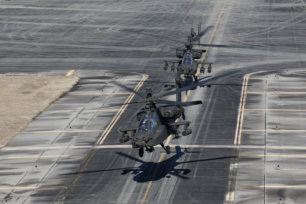 Chief of the National Guard Bureau visits South Carolina National Guard aviation facility