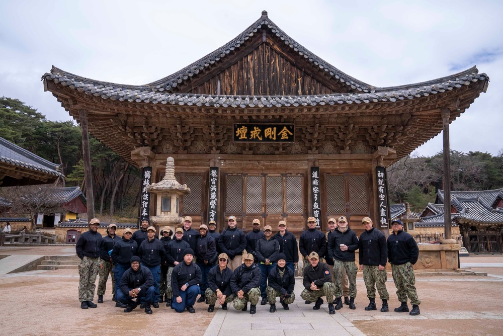 USS Carl Vinson (CVN 70) Sailors visit Busan, South Korea