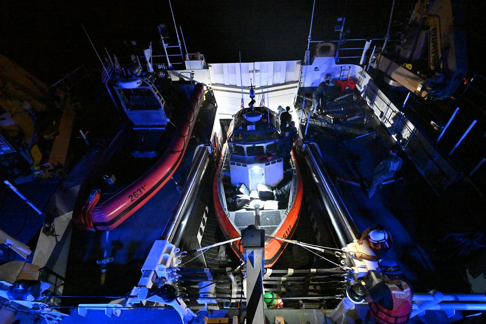 Coast Guard Cutter Kimball interdicts illegal drugs in Eastern Pacific Ocean