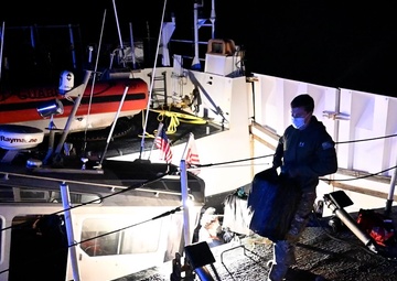 Coast Guard Cutter Kimball interdicts illegal drugs in Eastern Pacific Ocean