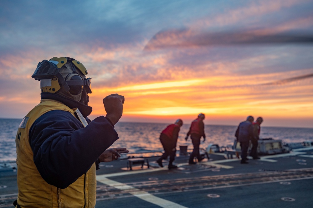 DDG 114 Flight Operations with HSC 4