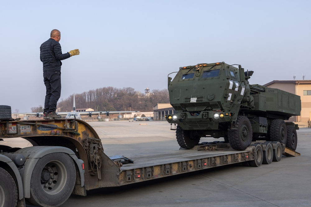 U.S. Marine Corps HIMARS arrive at Osan Air Base