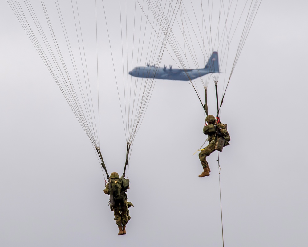 Airborne 25: US, JGSDF conduct annual mass airborne operations