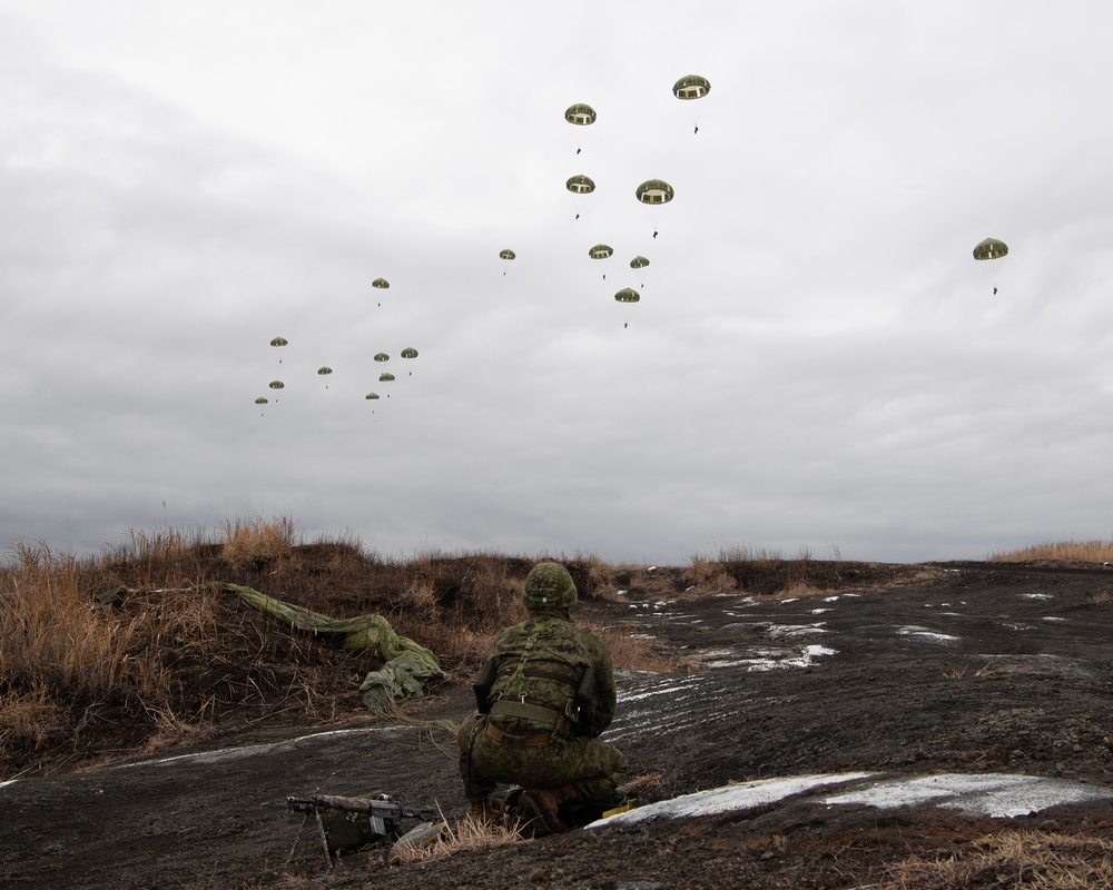 Airborne 25: US, JGSDF conduct annual mass airborne operations