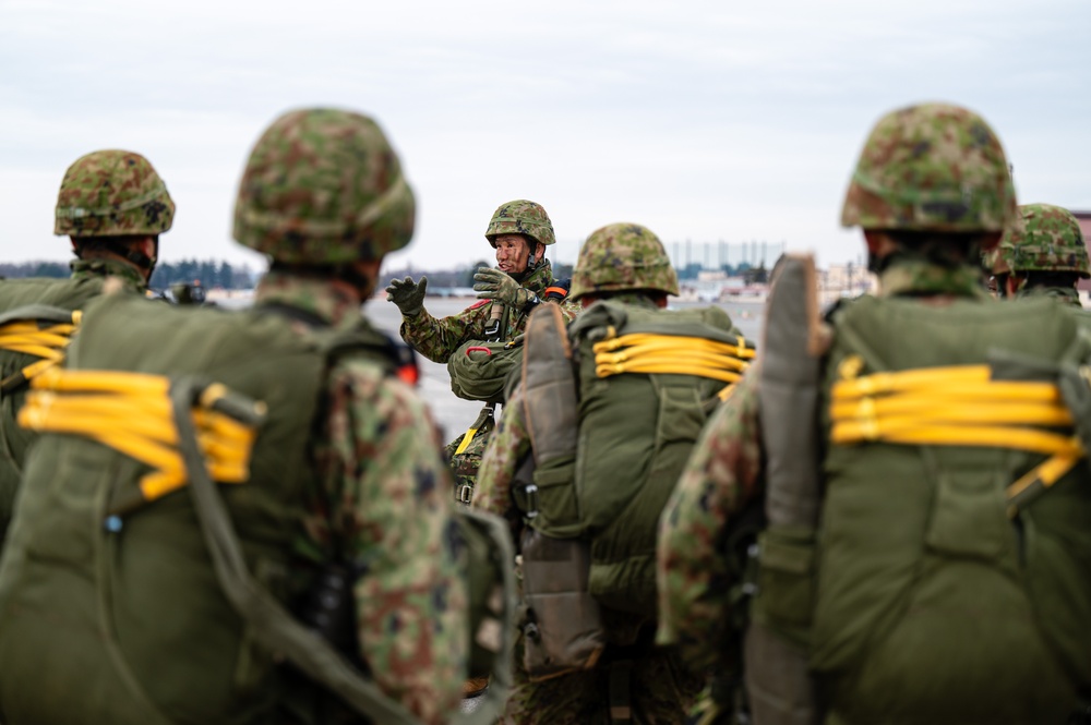 US, JGSDF strengthen interoperability during Airborne 25