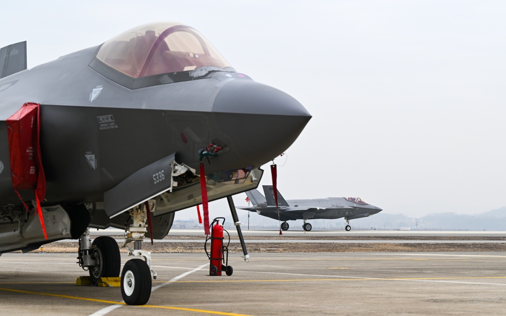 USAF F-35s deploy to ROK for Freedom Shield 25