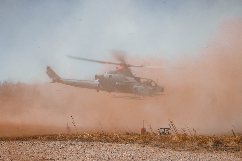 22nd MEU Conducts Aerial Live-Fire Range During RUT