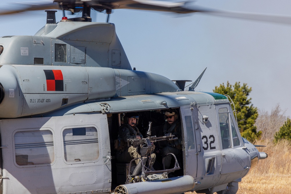 22nd MEU Conducts Aerial Live-Fire Range During RUT