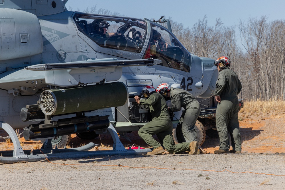 22nd MEU Conducts Aerial Live-Fire Range During RUT