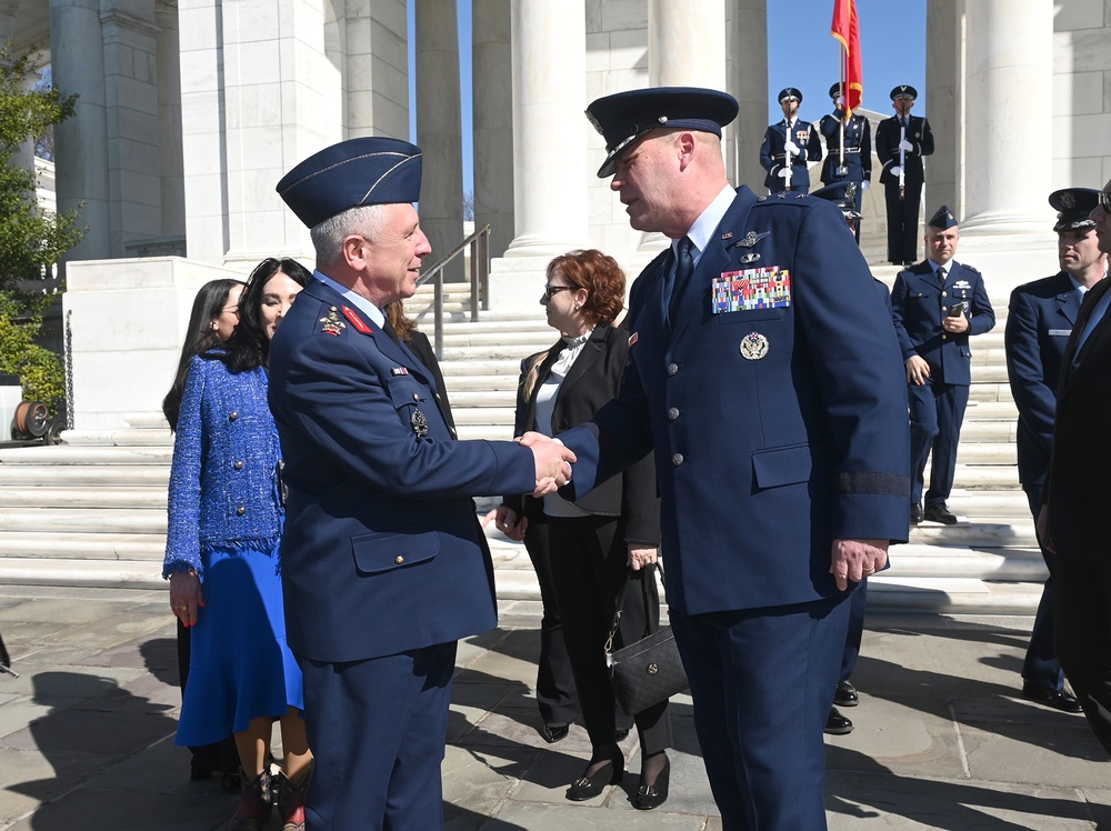 Turkish Air Chief Lays Wreath at Tomb of the Unkown Soldier