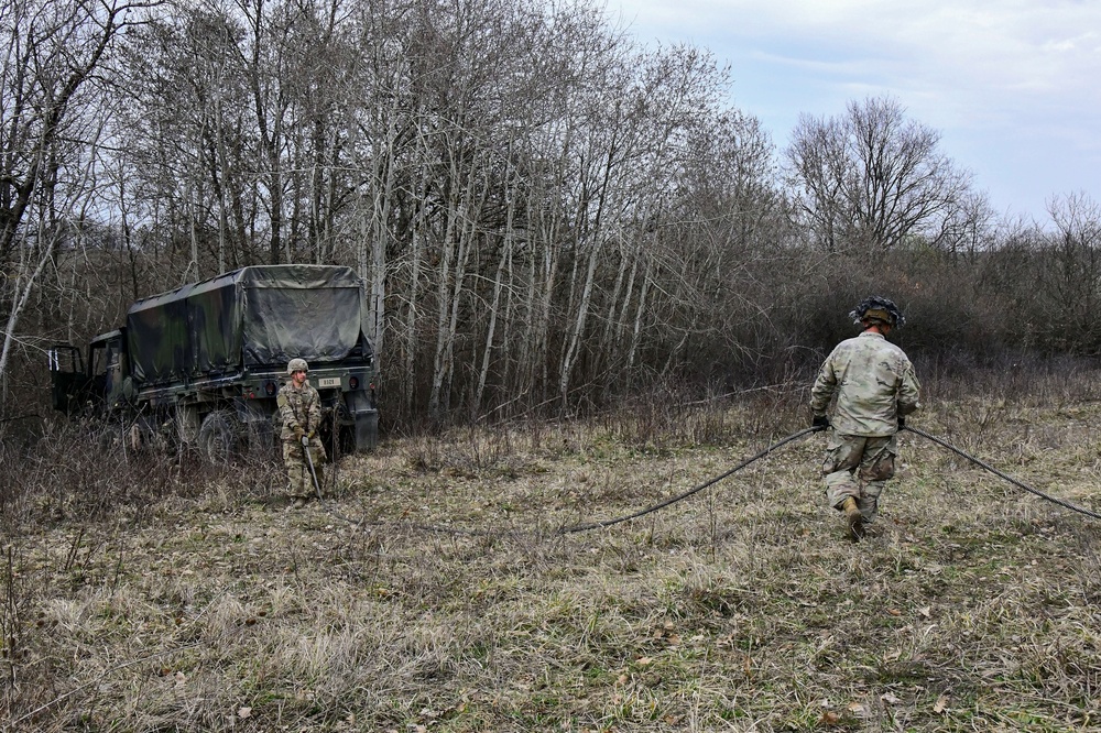 Sky Soldiers Conduct Vehicle Recovery Training in Gašinci, Croatia.