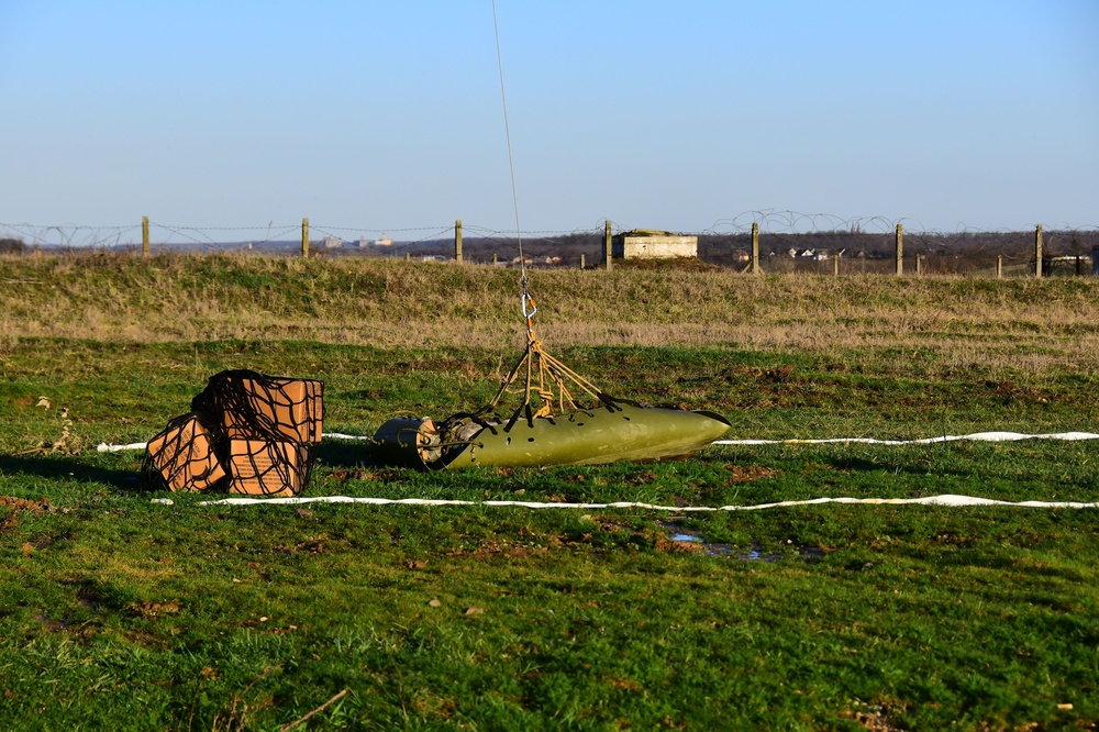 Sky Soldiers test FlyingBasket drone for transporting equipment and injuries