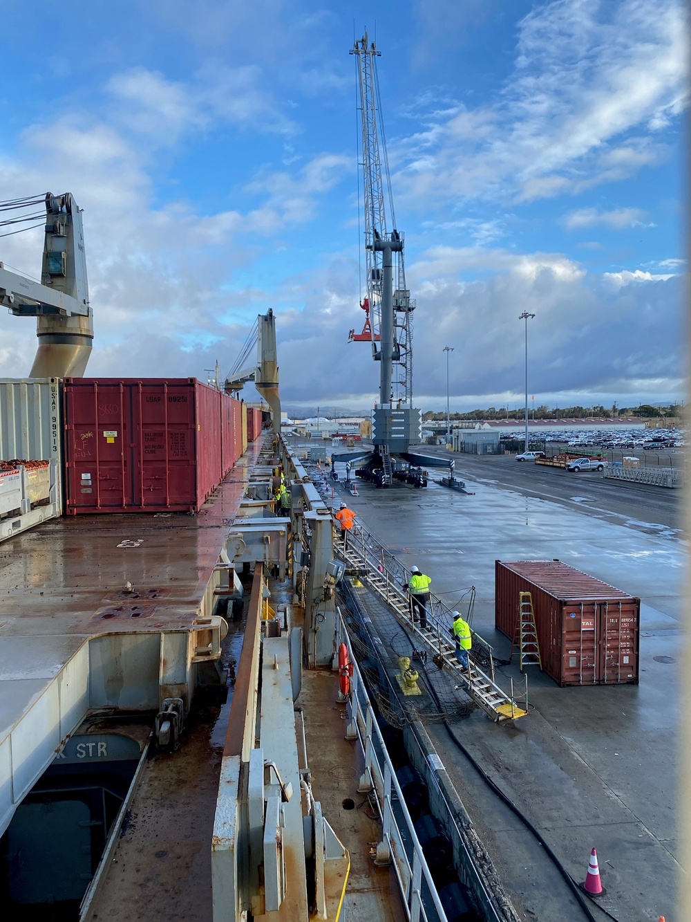 MSC Chartered Ship MV Ocean Giant Arrives in Port Hueneme for Operation Deep Freeze Off-Load