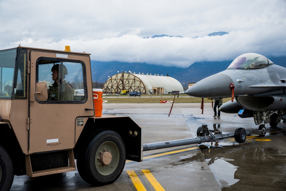 Exercise Fighting Wyvern 25-01 jet inspection