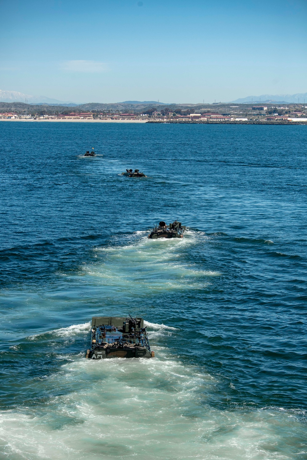 QUART 25.2: ACV operations off the coast of Camp Pendleton
