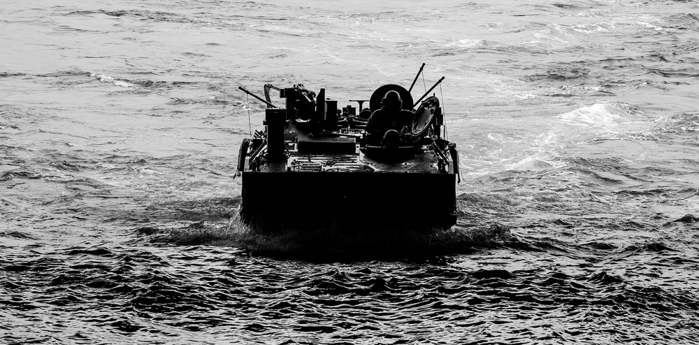 QUART 25.2: U.S. Marine Corps Amphibious Combat Vehicles embark USS Somerset.