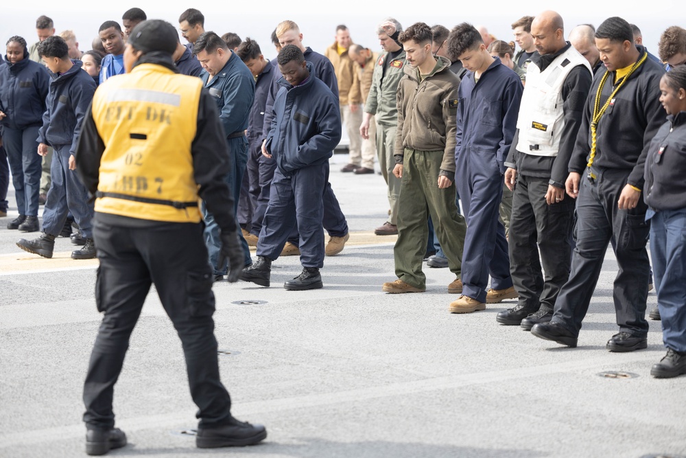 Sailors conduct foreign object debris walkdown