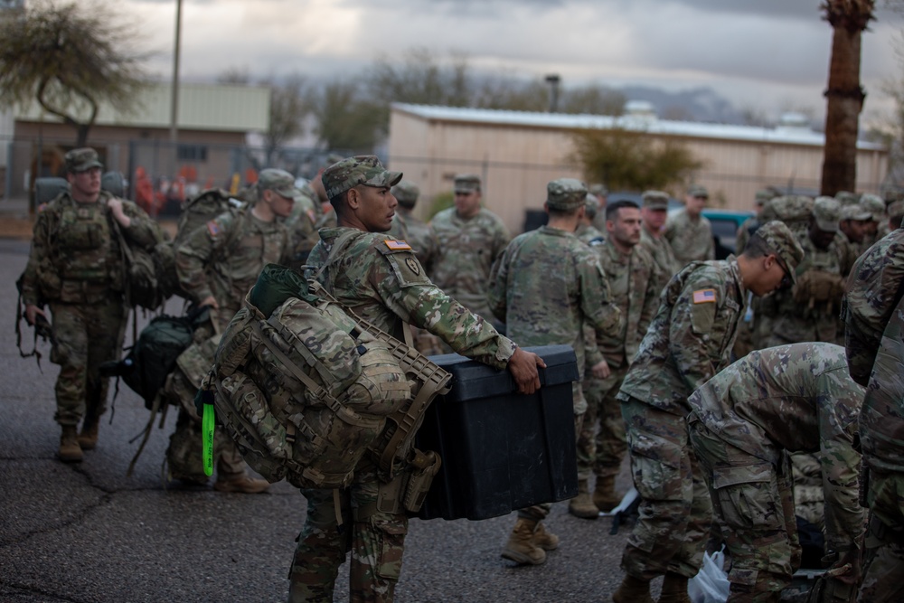 4th Infantry Division Soldiers arrive at Davis-Monthan Air Force Base