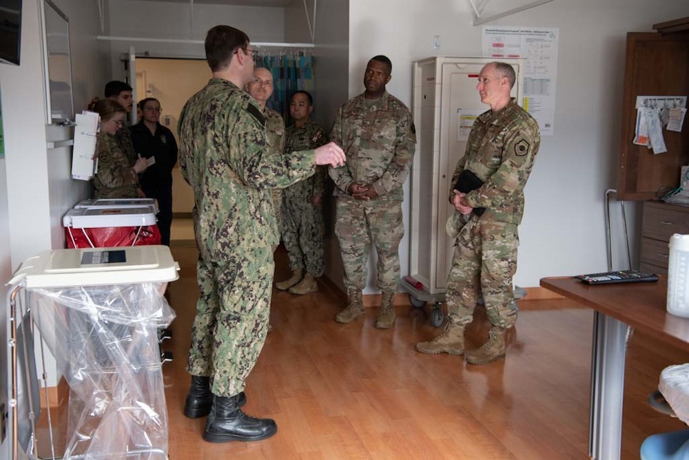 U.S Forces Japan and Fifth Air Force commander visits MCAS Iwakuni