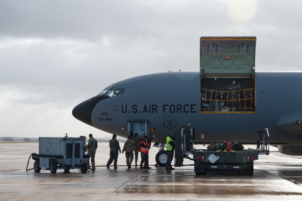 DVIDS - Images - 433rd Airlift Wing Reserve Citizen Airmen Conduct ...