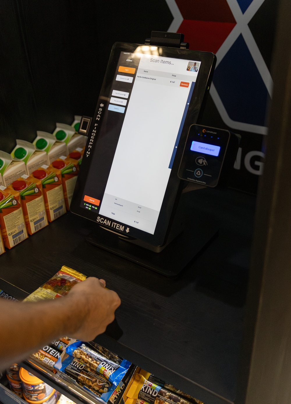 Grand opening of the Sembach Kaserne 24/7 self service mini market
