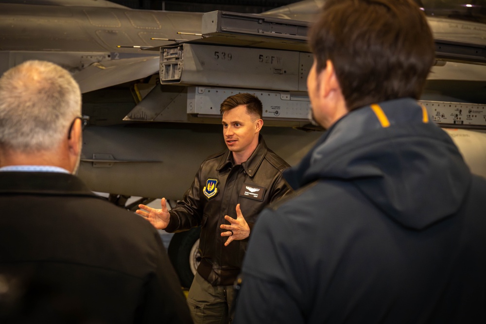 Speicher Area Council Visits Spangdahlem for Night Flying Insight