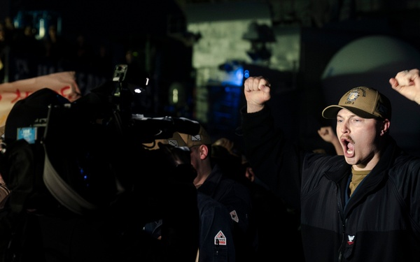 WAVY 10 Visits USS Kearsarge