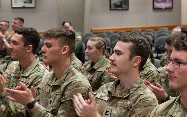 General Officer panel offers ROTC cadets service insights, mentorship