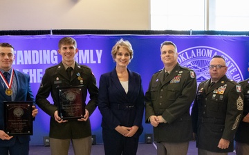 SWOSU GOLD Soldiers and student honored for saving fellow student’s life