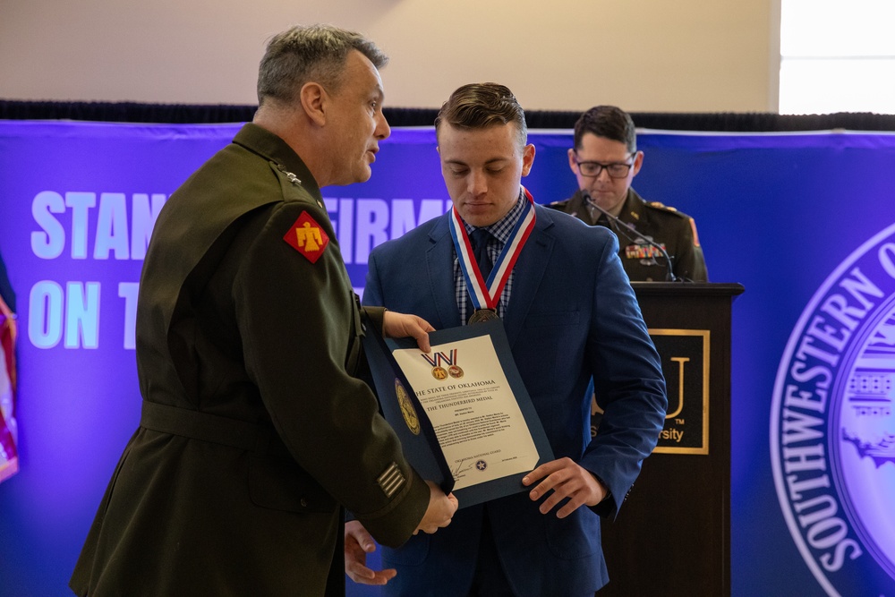 SWOSU GOLD Soldiers and student honored for saving fellow student’s life