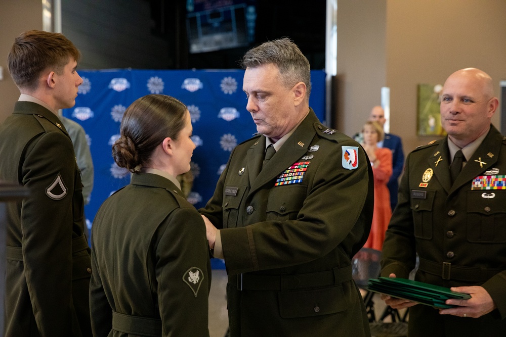 SWOSU GOLD Soldiers and student honored for saving fellow student’s life