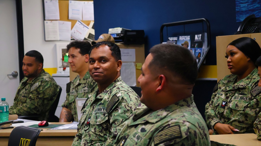 COMMANDER, NAVY RECRUITING COMMAND, LOS ANGELES VISIT