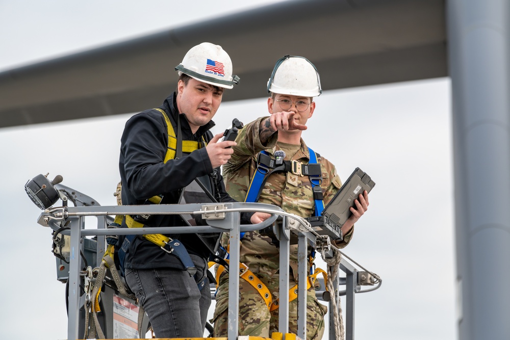 Travis Air Force Base expands aircraft maintenance training with virtual reality