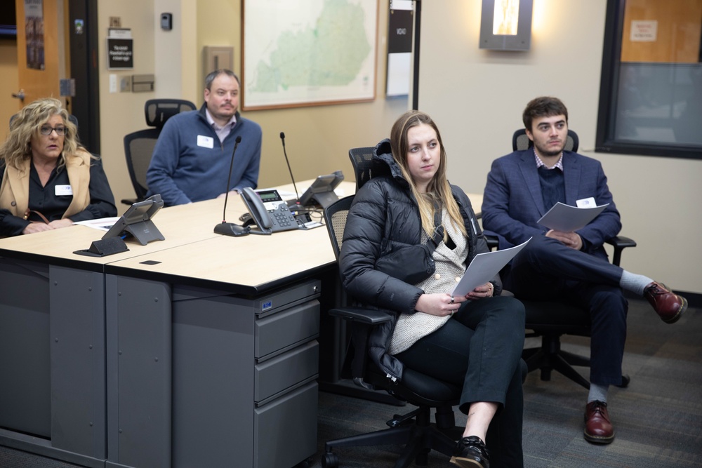 Leadership group visits Boone National Guard Center