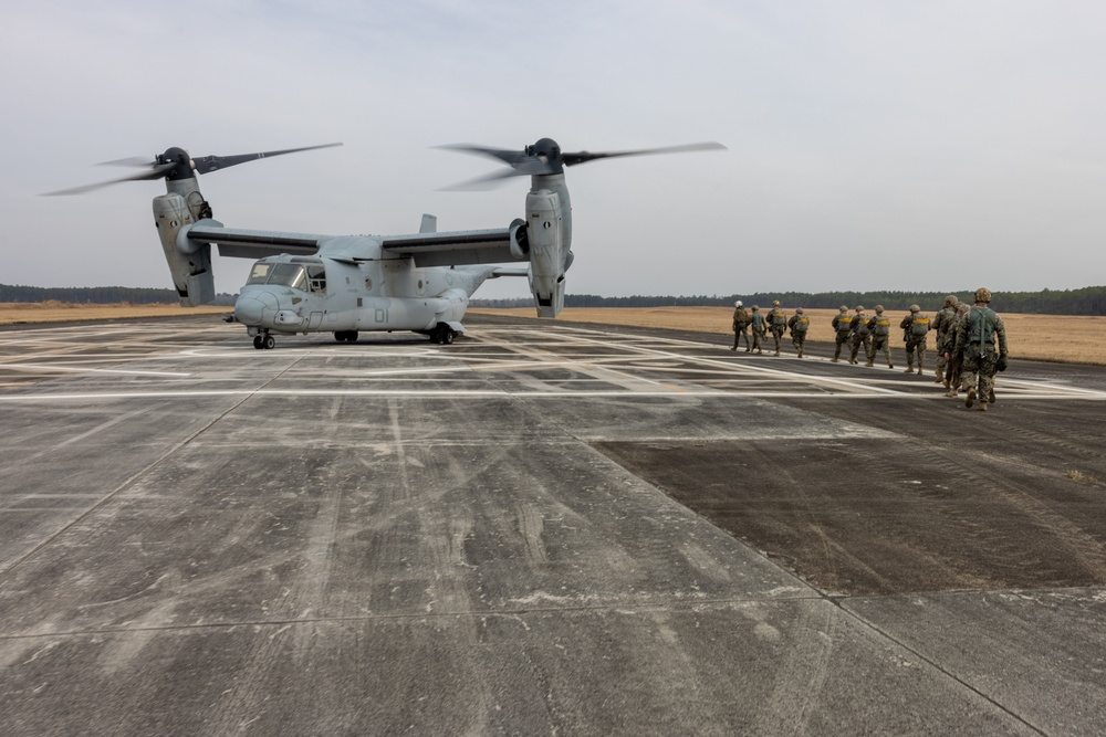 2nd Distribution Support Battalion Air Delivery and Static Line Training