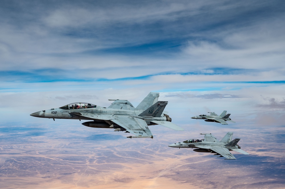 Hive mind: Navy Super Hornets fly in formation over USCENTCOM AOR