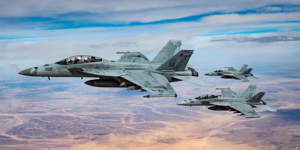 Hive mind: Navy Super Hornets fly in formation over USCENTCOM AOR