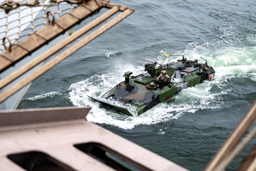 QUART 25.2: Behind-the-scenes of amphibious operations aboard Somerset