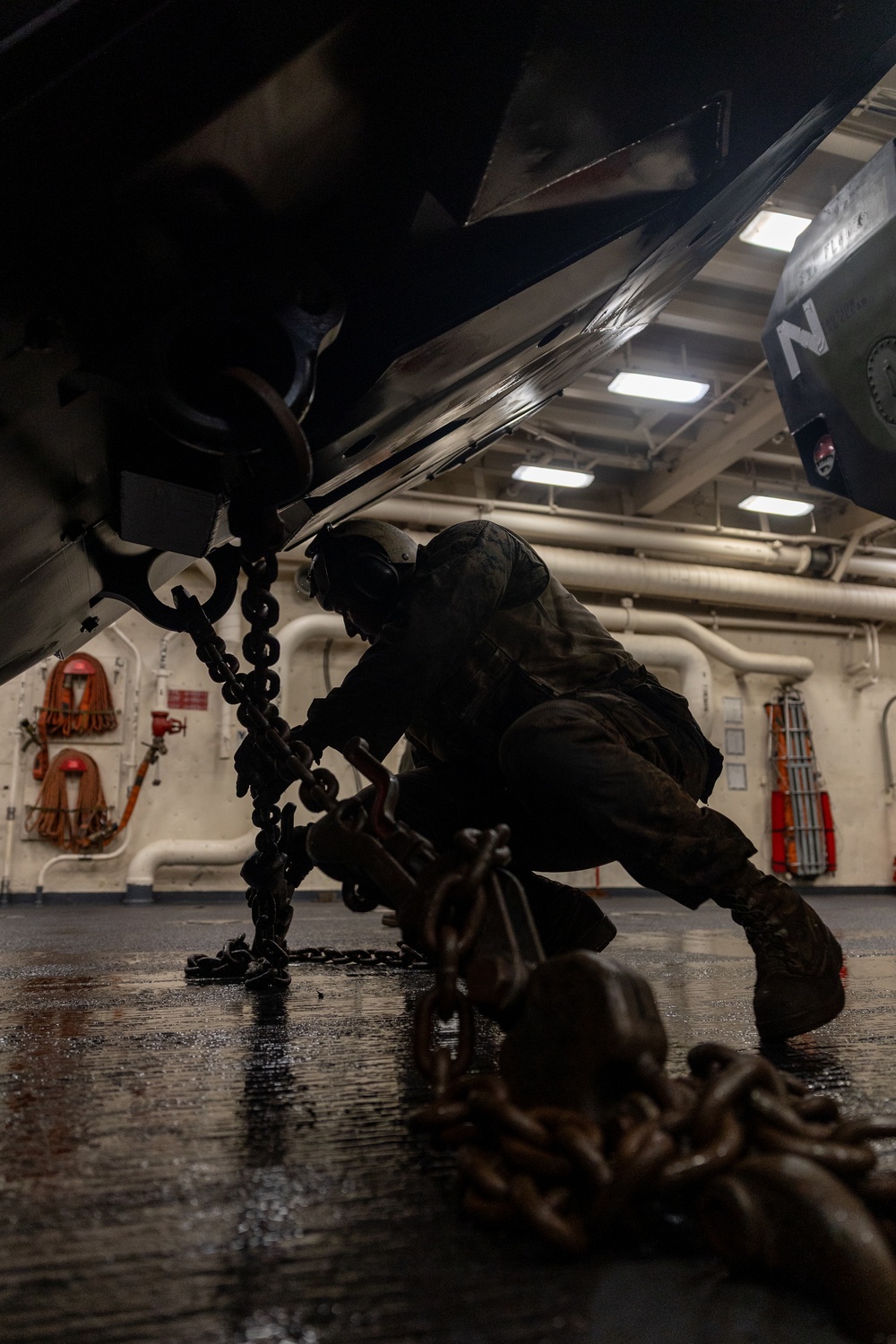 QUART 25.2: ACV night open ocean launch drills from USS Somerset (LPD 25)