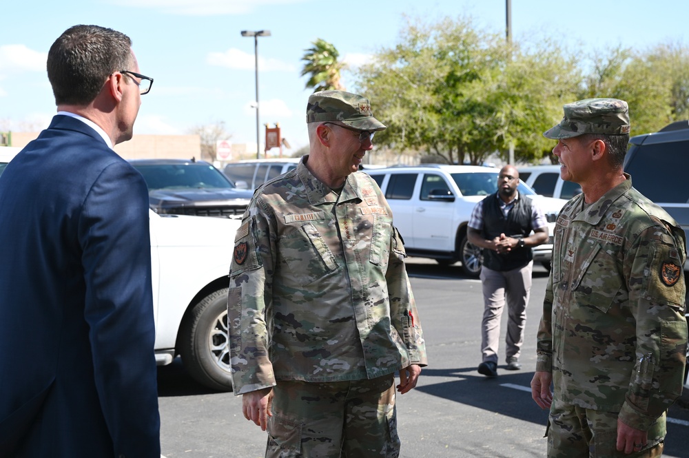 USNORTHCOM Commander visits D-M, Joint Intelligence Task Force