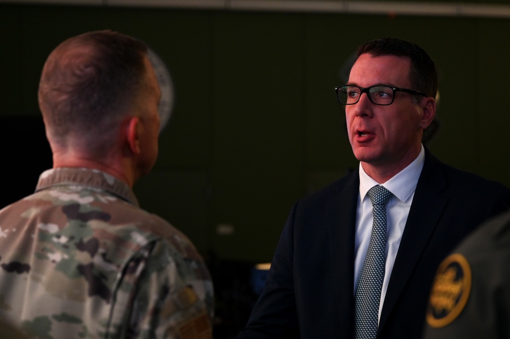 USNORTHCOM Commander visits D-M, Joint Intelligence Task Force