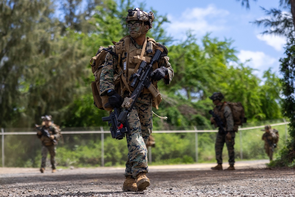Students at SOI-W Participate in the Advanced Infantry Marine Course