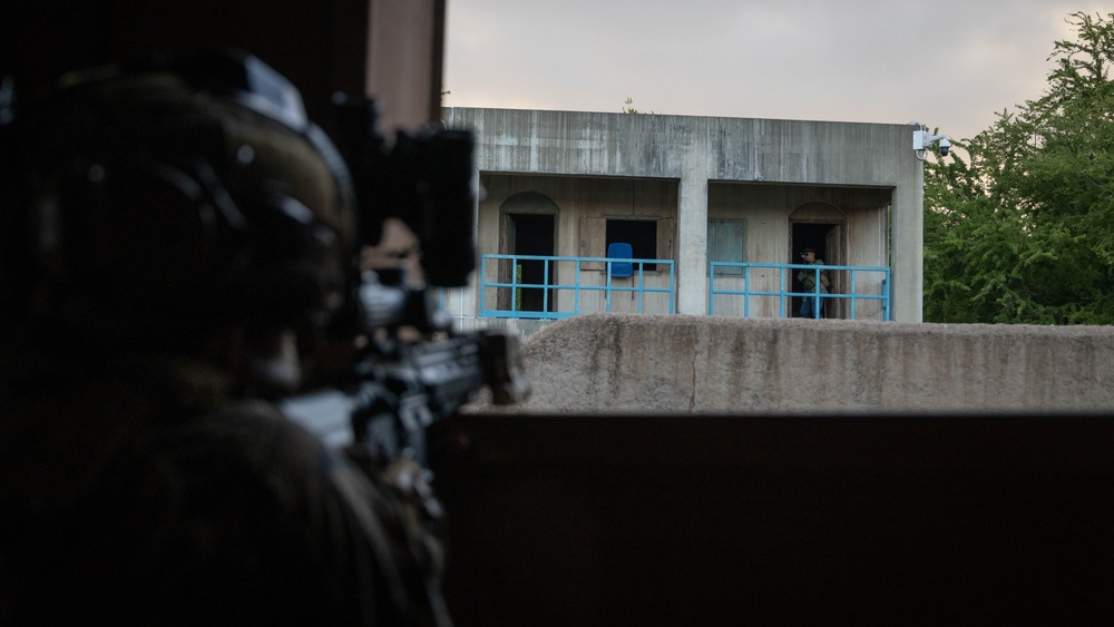 Pacific Marine Advanced Infantry Training – SOI West