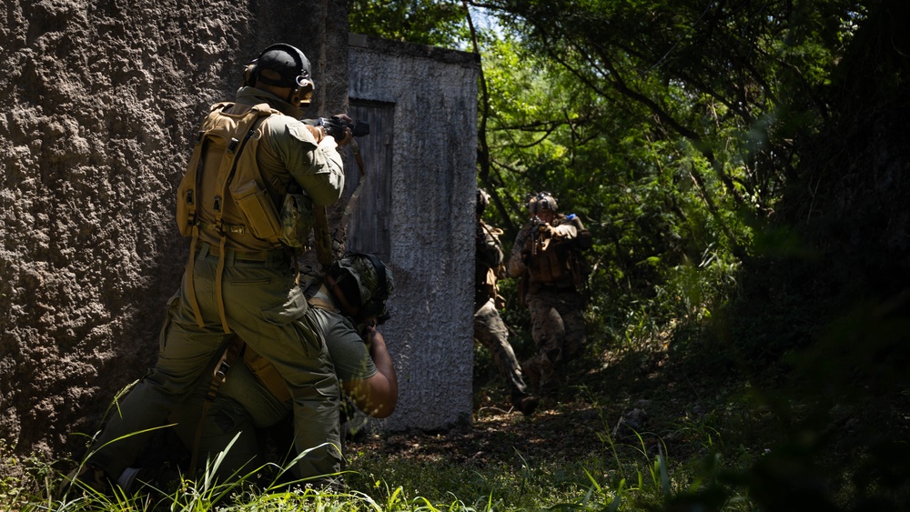 Pacific Marine Advanced Infantry Training – SOI West