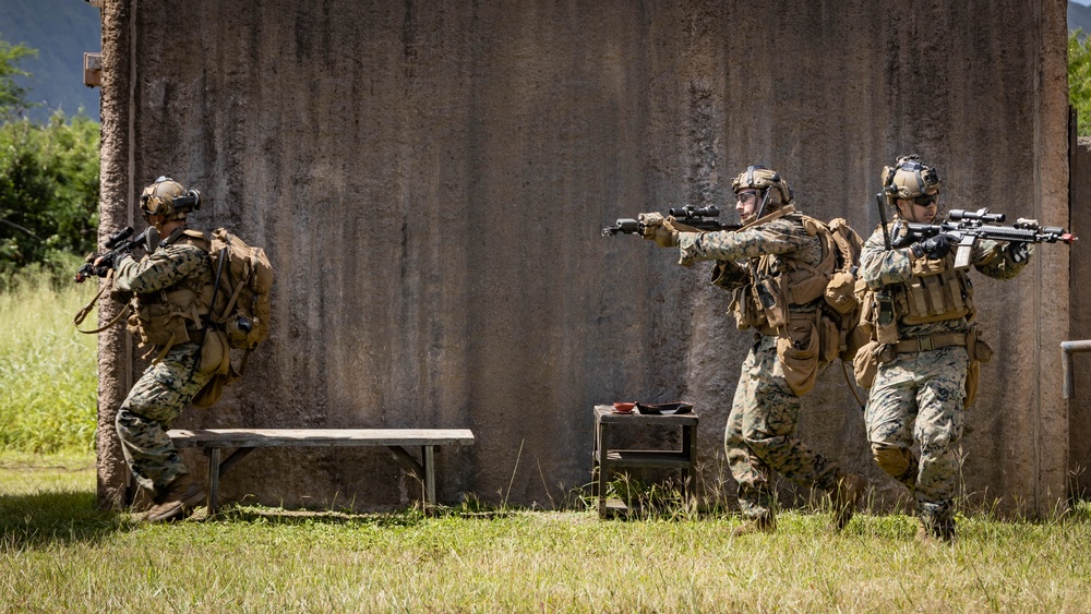 Pacific Marine Advanced Infantry Training – SOI West
