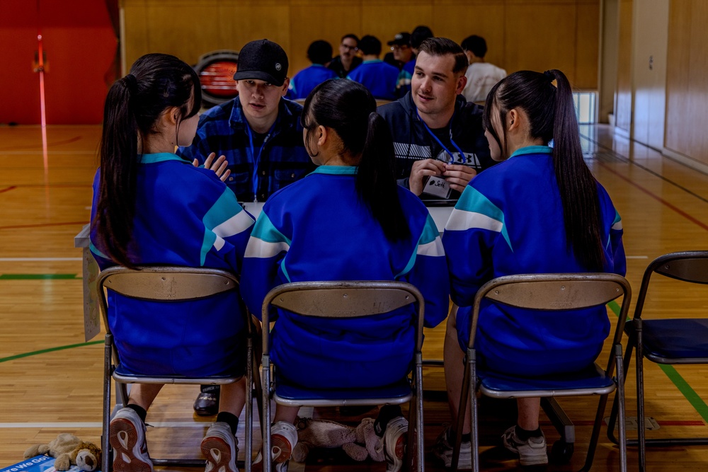 Camp Zama Soldiers Connect with Local Japanese Students at English Challenge Day