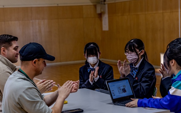 Camp Zama Soldiers Connect with Local Japanese Students at English Challenge Day